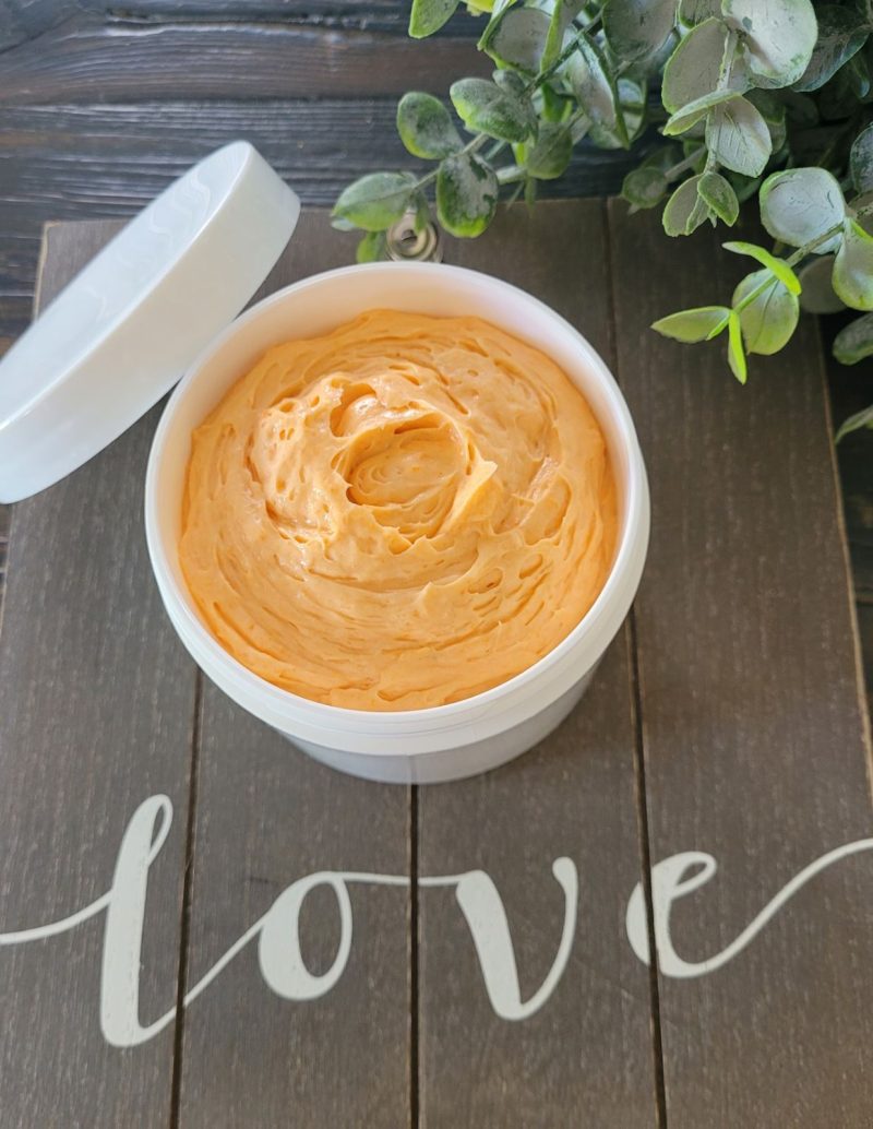 Revitalizing Mask featuring Glycolic and Kojic acids for brightening and rejuvenating skin.