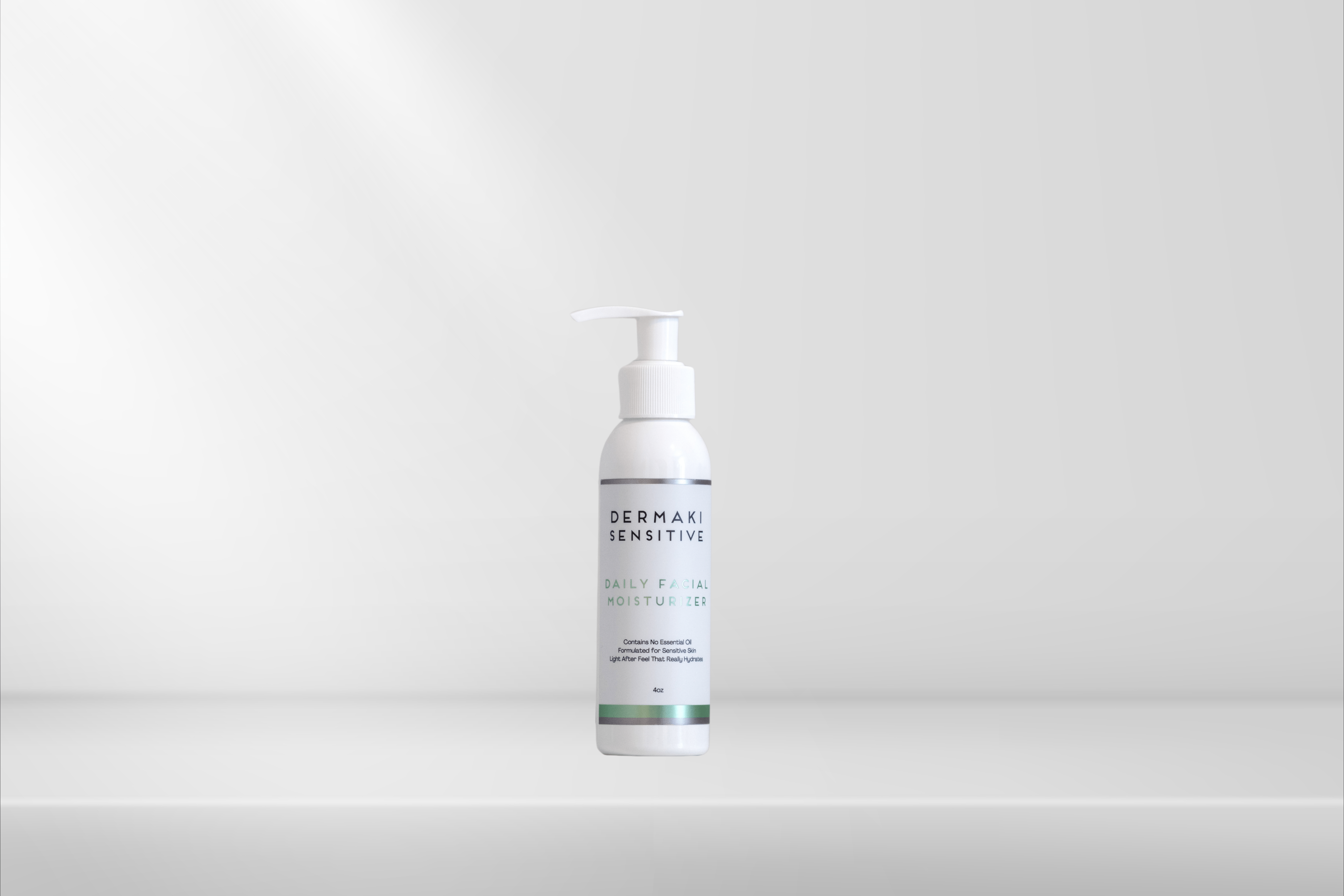 Sensitive Daily Facial Moisturizer with vitamins and antioxidants